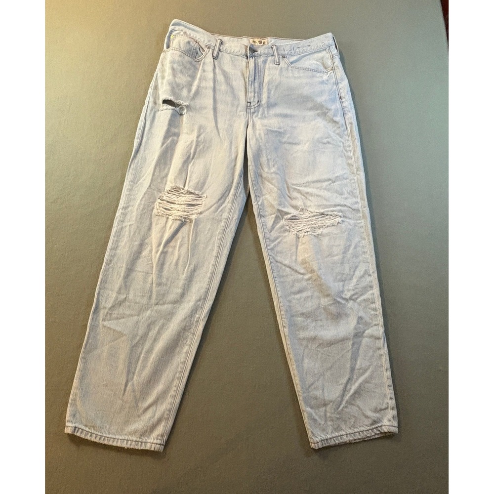 Madewell Womens 32 Light Wash Distressed Relaxed Straight Leg Jeans Blue Denim